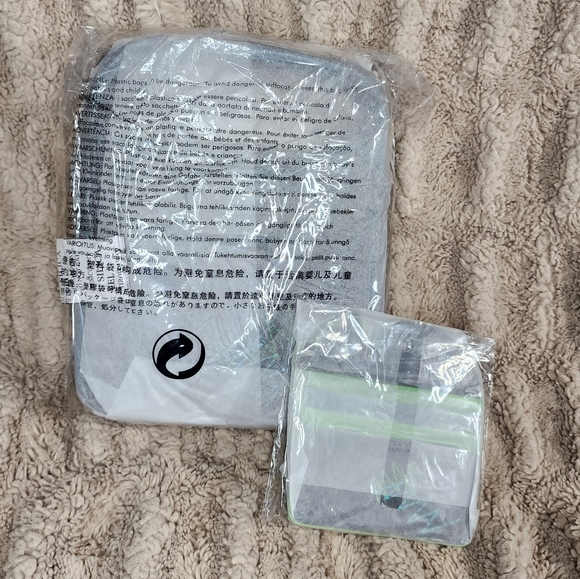 LOUNGEFLY Jack & Sally Crossbody Bag & Card Wallet - Picture 4 of 7